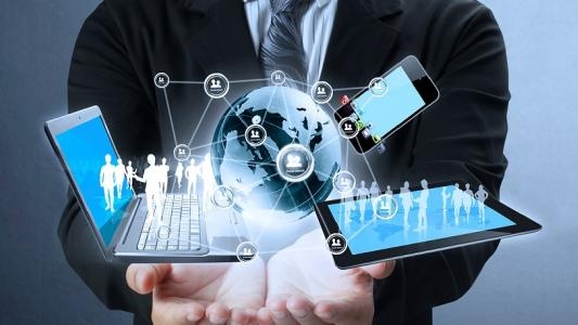 تكنولوجيا الاعلام والاتصال tech01
